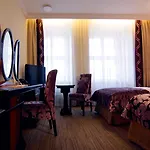 فندق Brovaria Boutique Stary Rynek - Old Town Square 3*