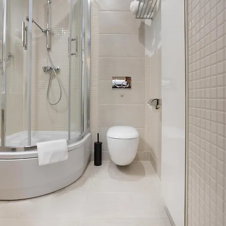 Brovaria Boutique Stary Rynek - Old Town Square מלון 3*