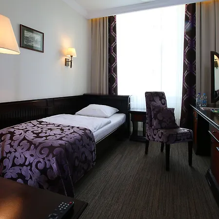 Отель Brovaria Boutique Stary Rynek - Old Town Square 3*