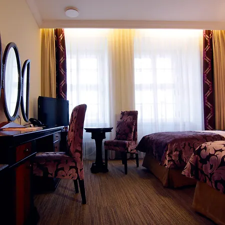 Hotel Brovaria Boutique Hotel Stary Rynek - Old Town Square 3*